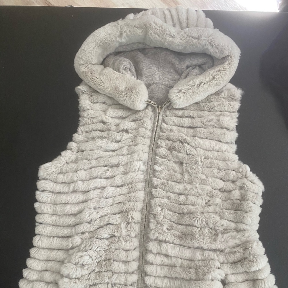 Glamourpuss Belisima fur hooded vest
